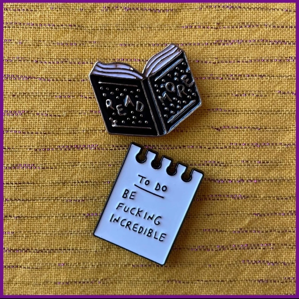 "Read This" Pin Pack - Picture 1 of 2